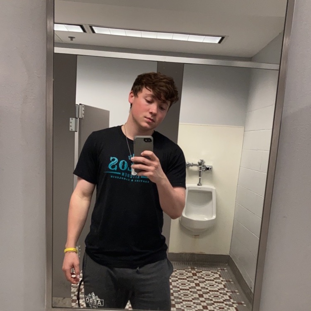 Meet your Posher, Alex